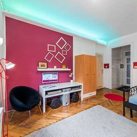 Perfect Holiday Apartment Boedapest Buitenkant foto