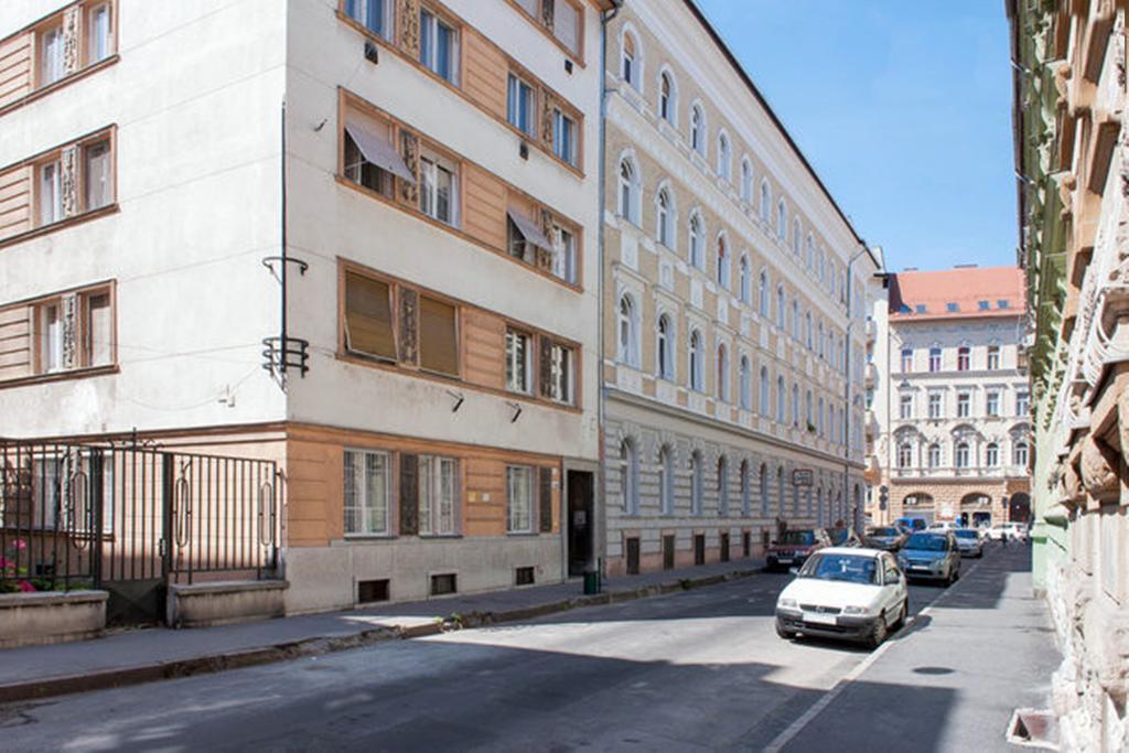 Perfect Holiday Apartment Boedapest Buitenkant foto